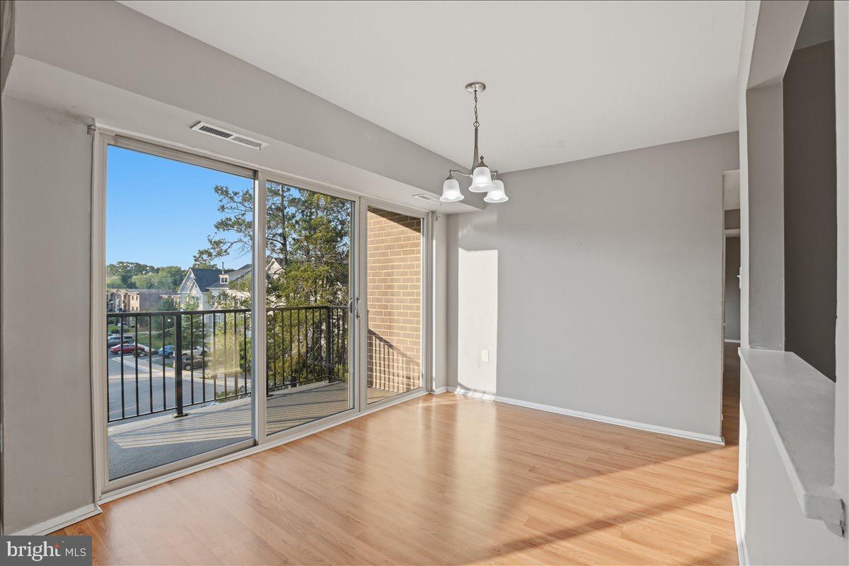 OCCOQUAN RIDGE CONDO - Residential