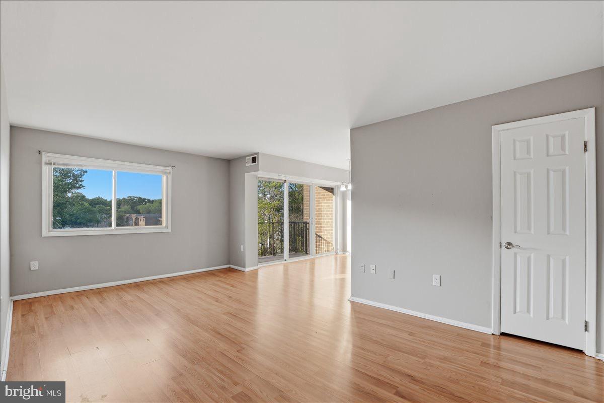 OCCOQUAN RIDGE CONDO - Residential
