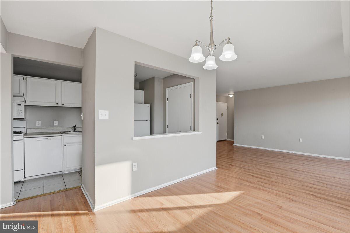 OCCOQUAN RIDGE CONDO - Residential