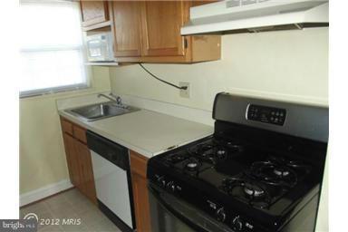 FARRINGTON PLACE - Residential Lease