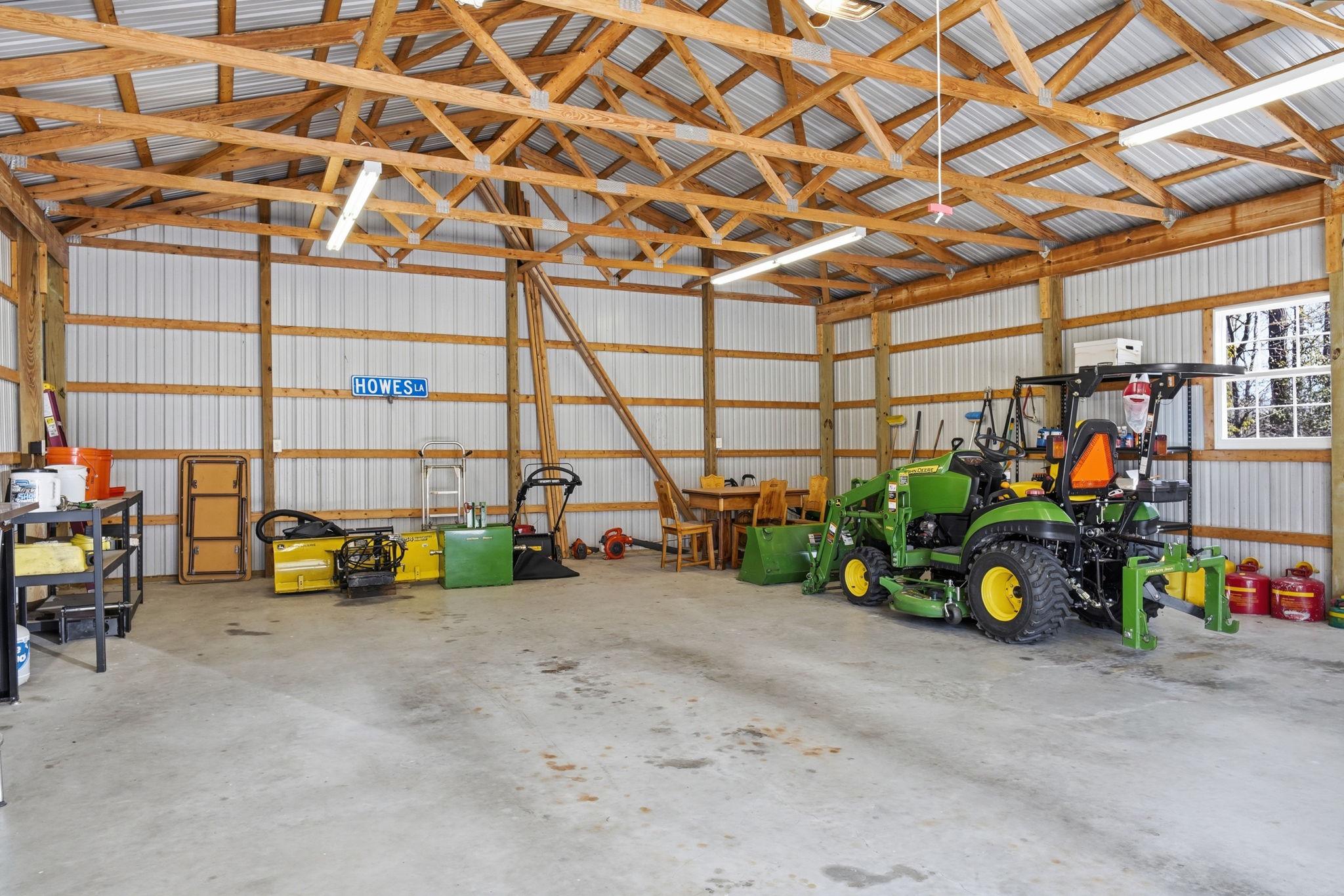 HOWES LANDING - Residential