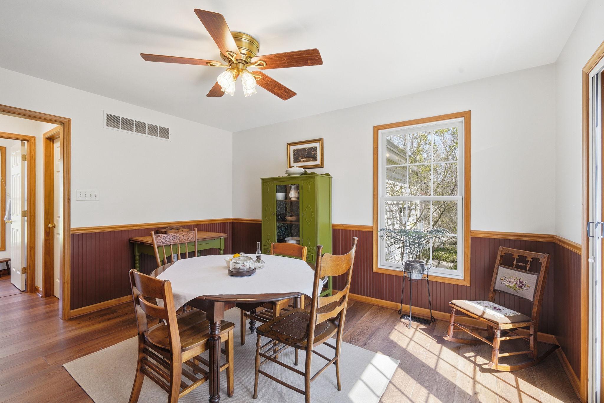 HOWES LANDING - Residential