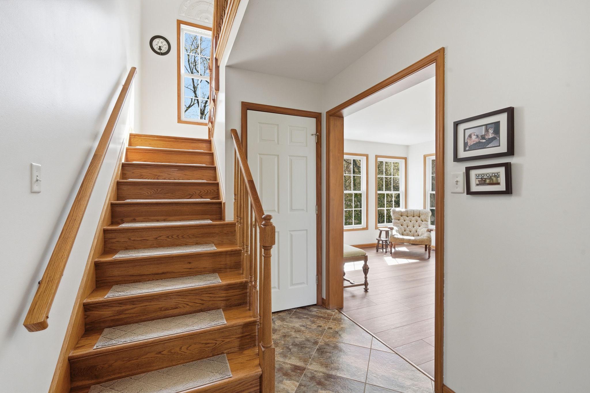 HOWES LANDING - Residential