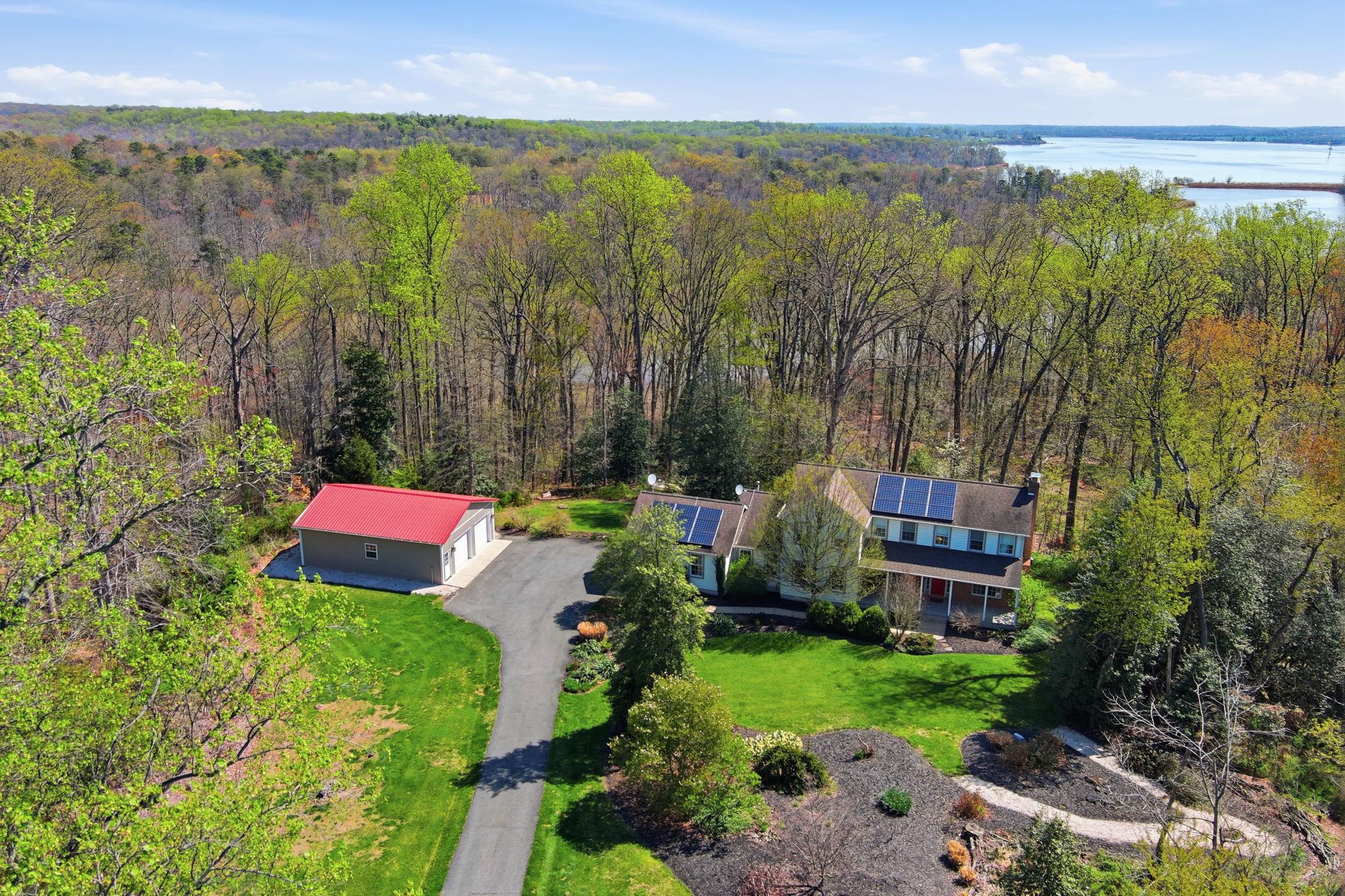 HOWES LANDING - Residential