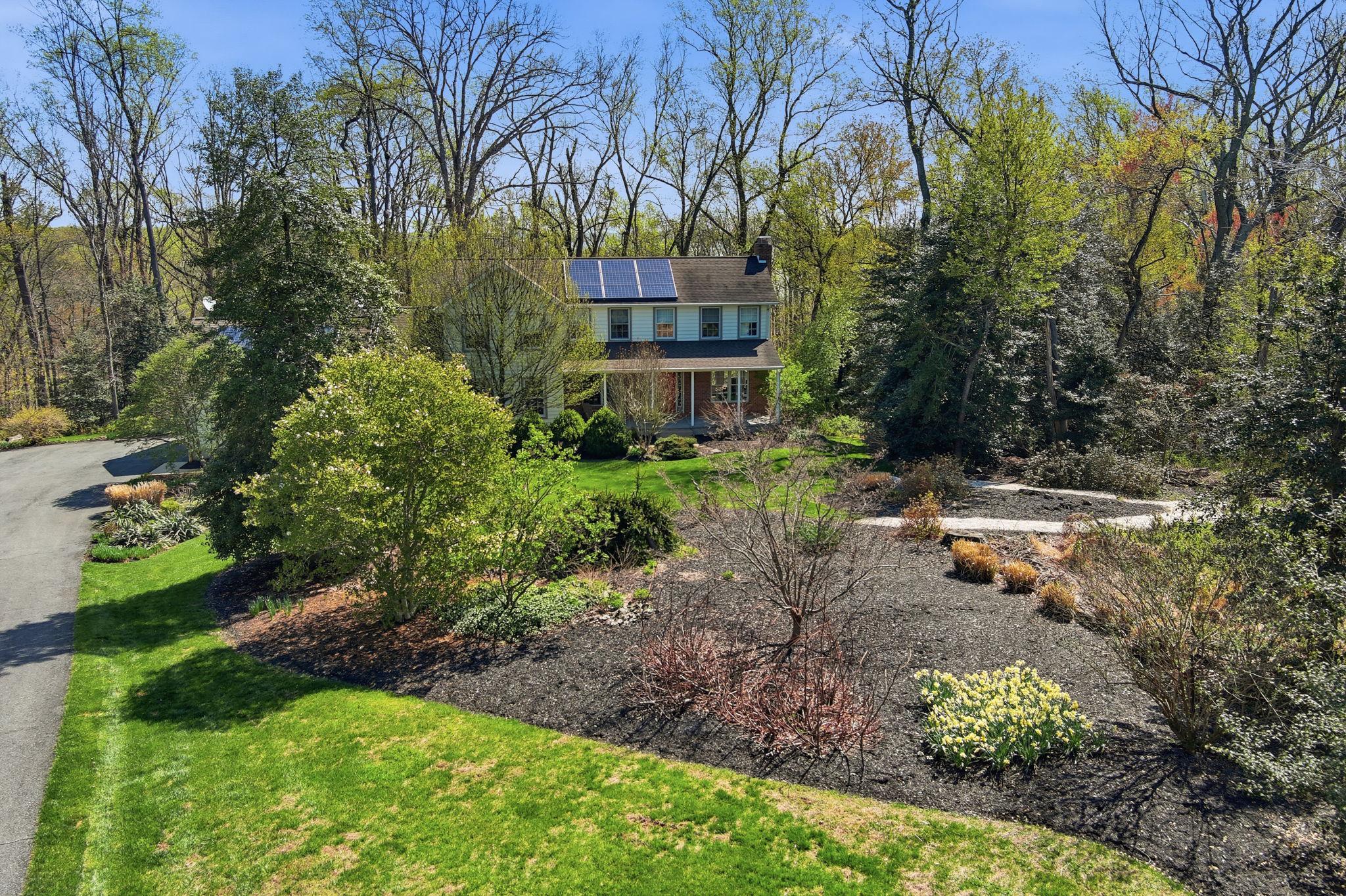 HOWES LANDING - Residential