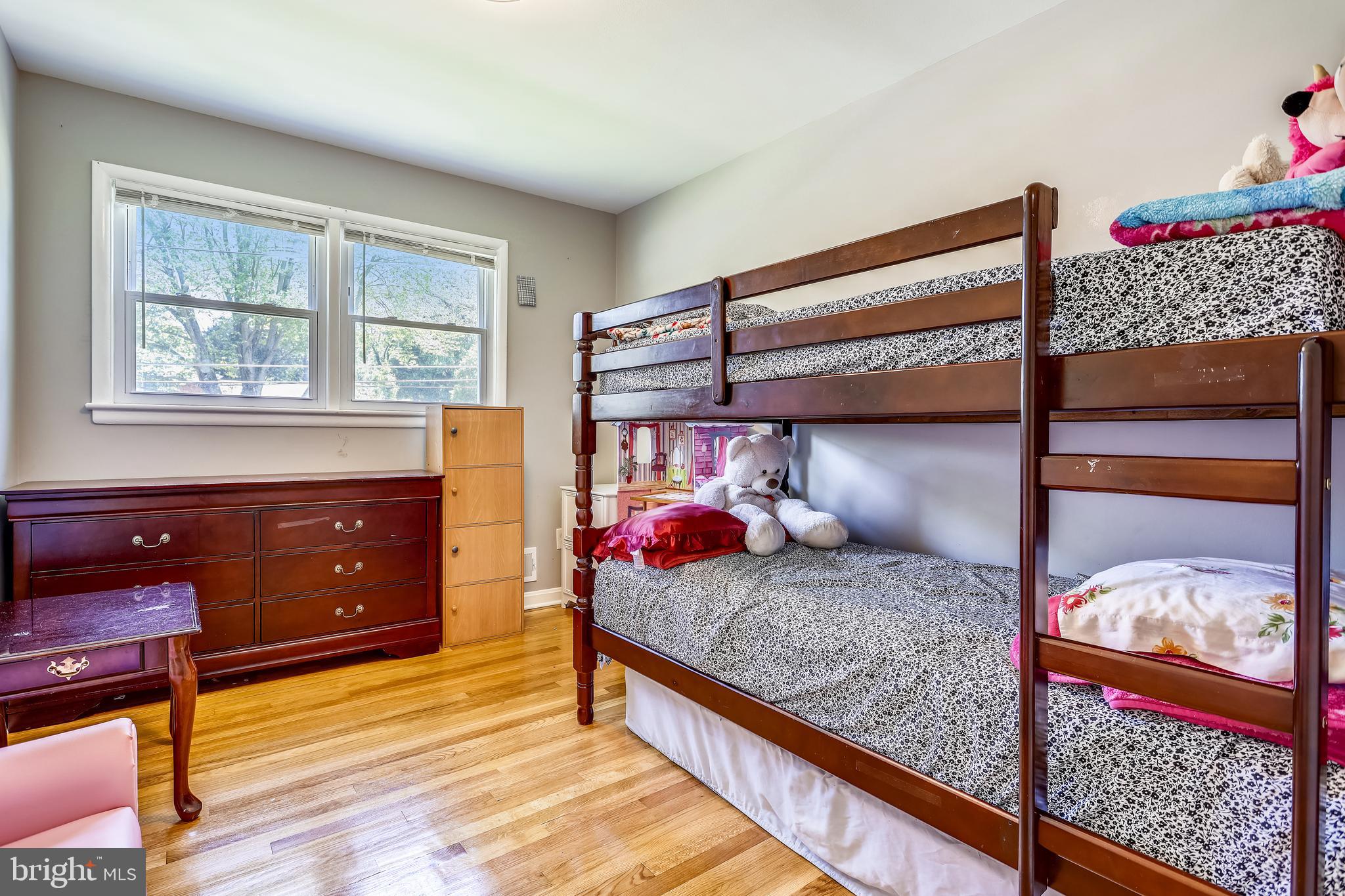 WHEATON OUT RES. (2) - Residential