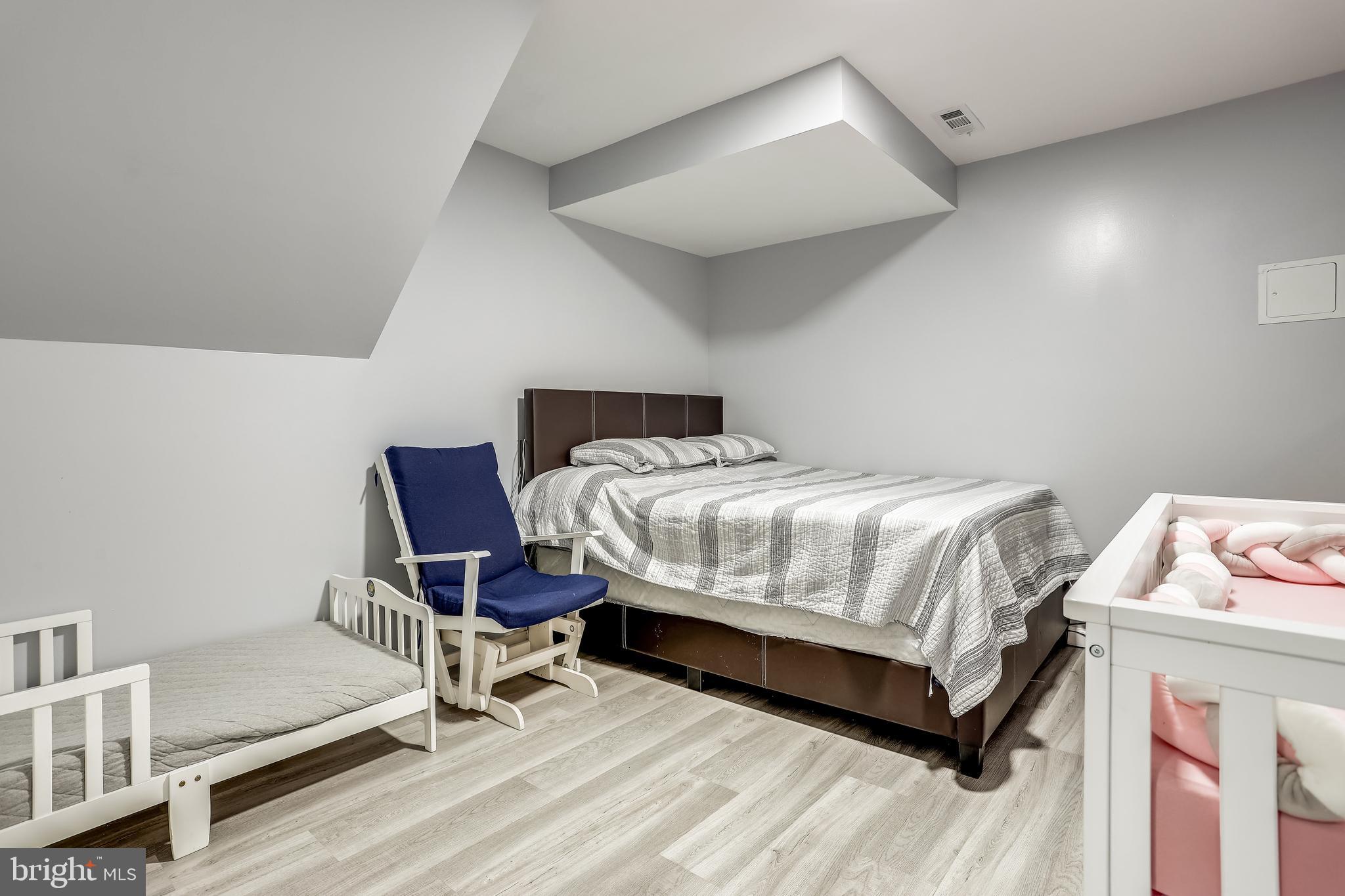 WHEATON OUT RES. (2) - Residential