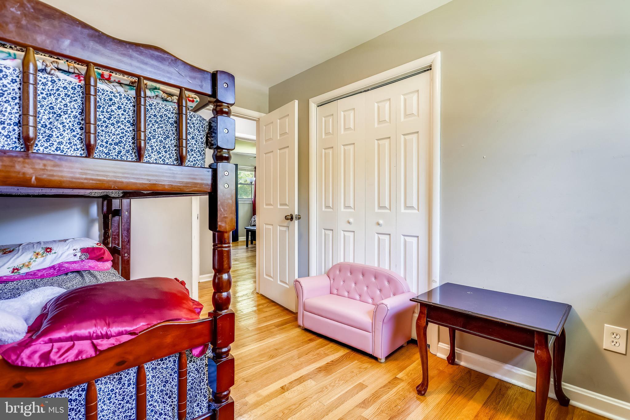 WHEATON OUT RES. (2) - Residential