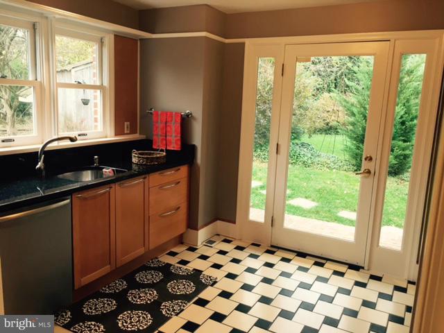 WESTOVER - Residential Lease