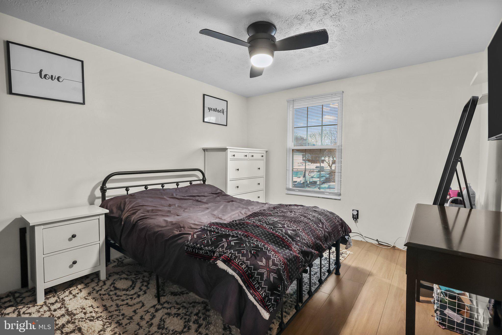 LAKELAND ESTATES - Residential