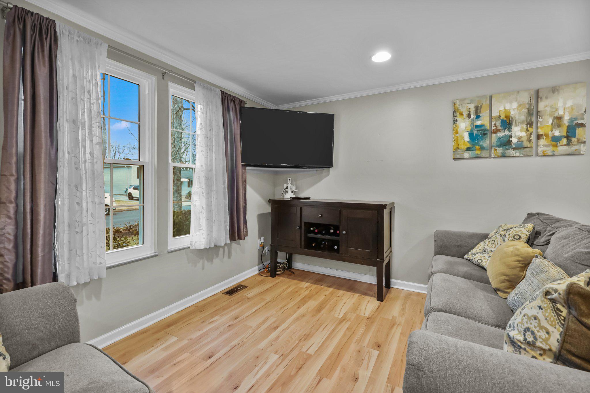 LAKELAND ESTATES - Residential