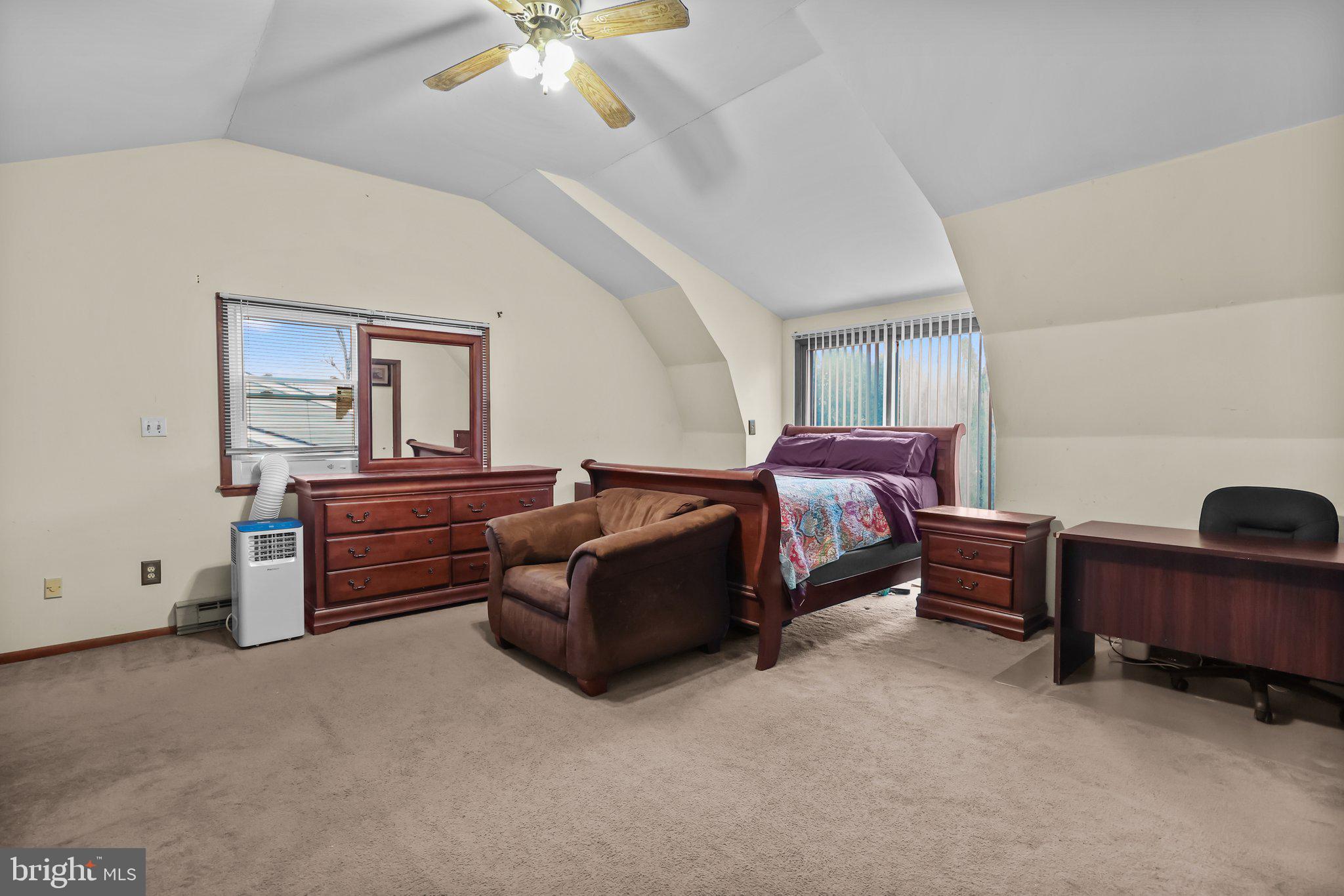 LAKELAND ESTATES - Residential