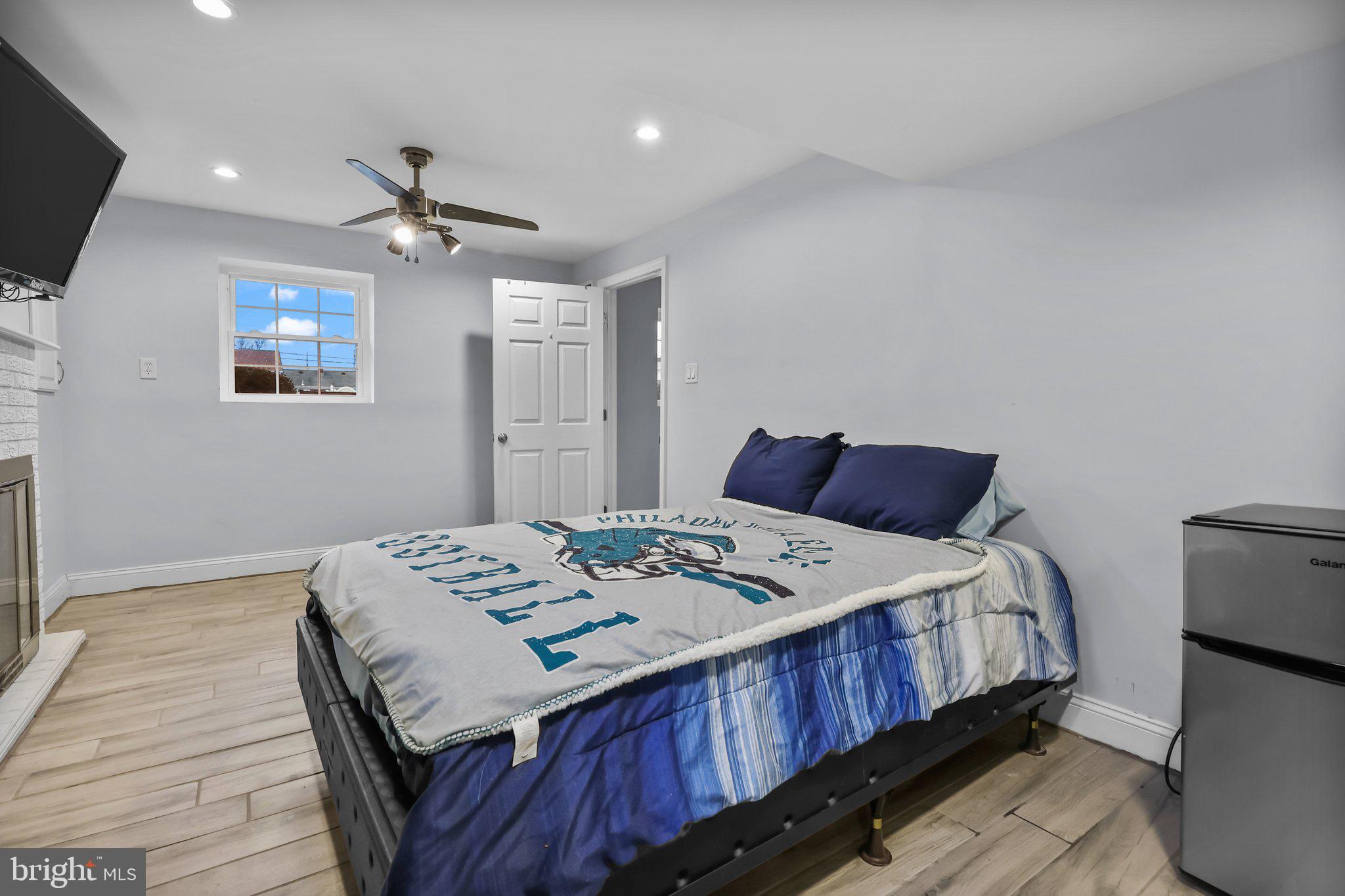 LAKELAND ESTATES - Residential