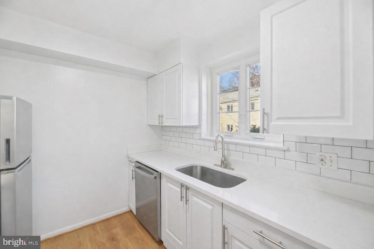 GLEN BRIAR - Residential