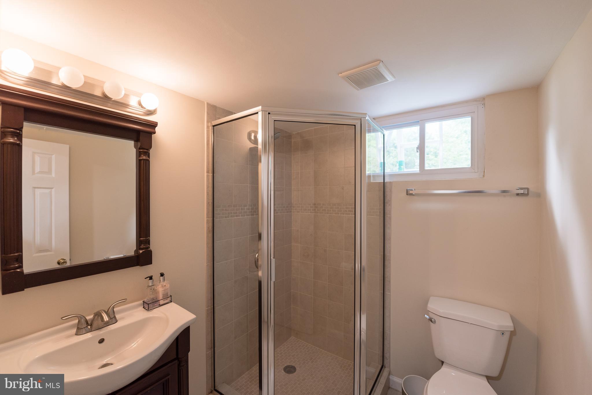 MURRAY HILL - Residential