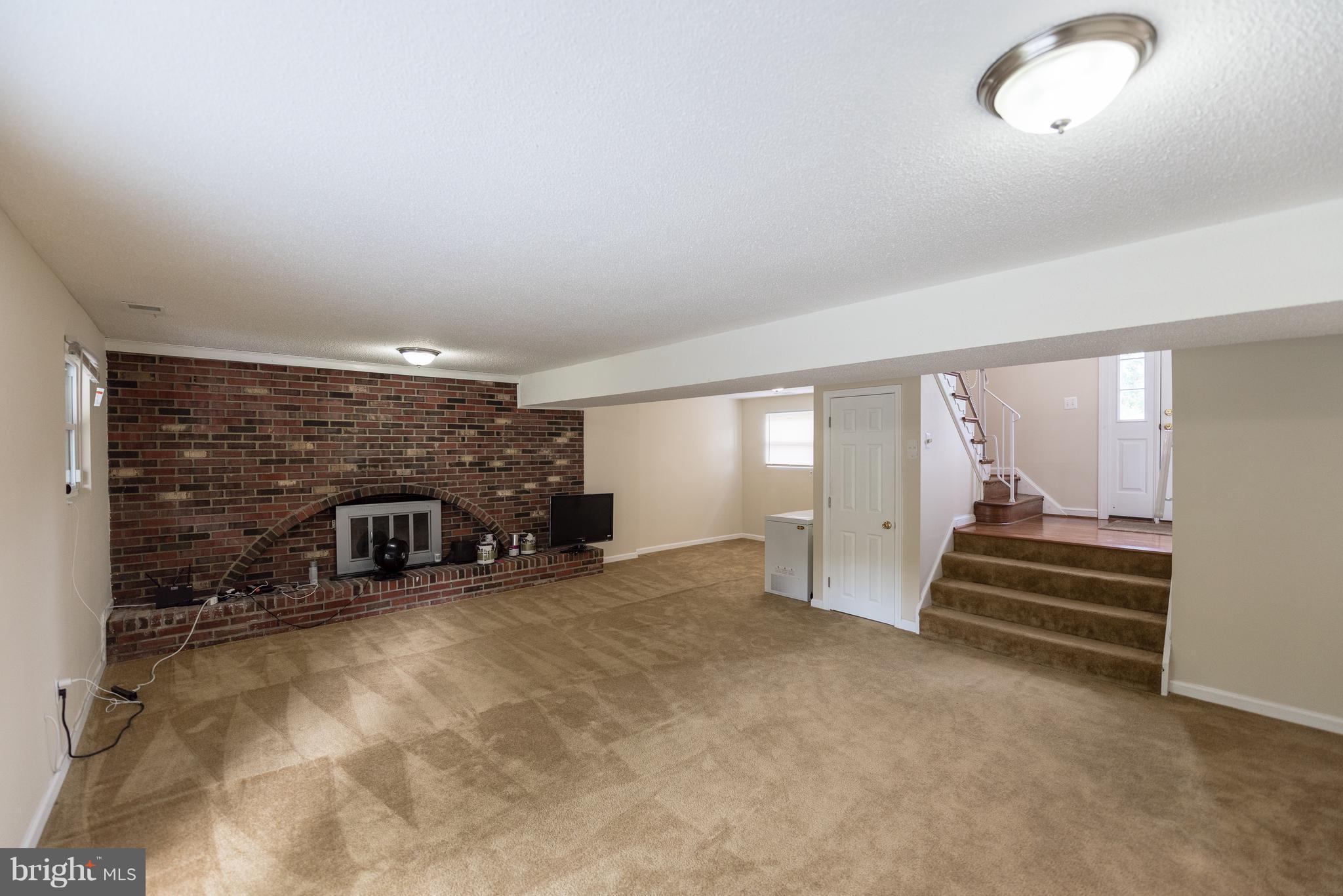 MURRAY HILL - Residential