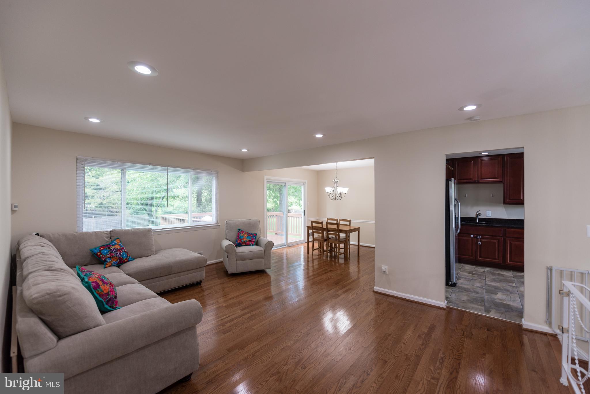 MURRAY HILL - Residential