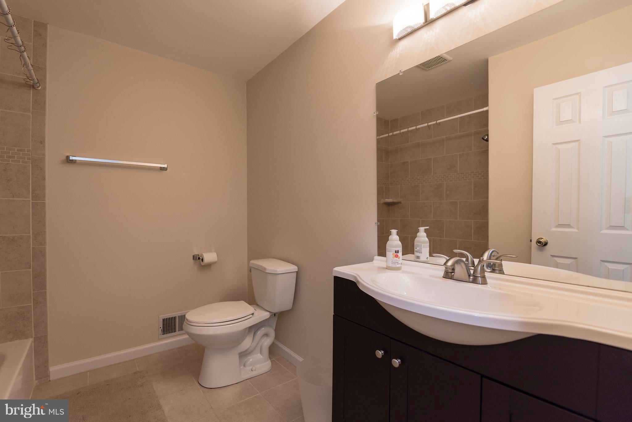 MURRAY HILL - Residential