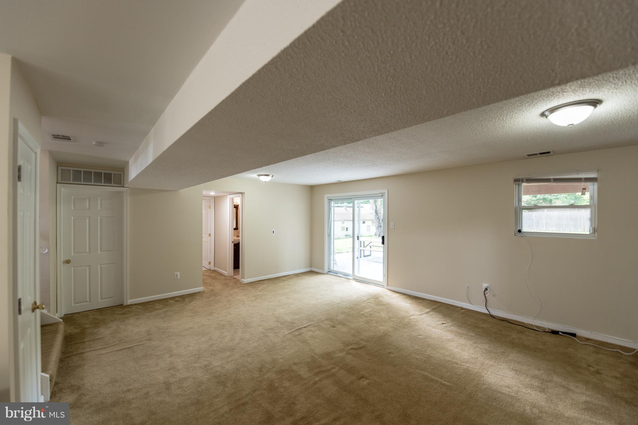 MURRAY HILL - Residential