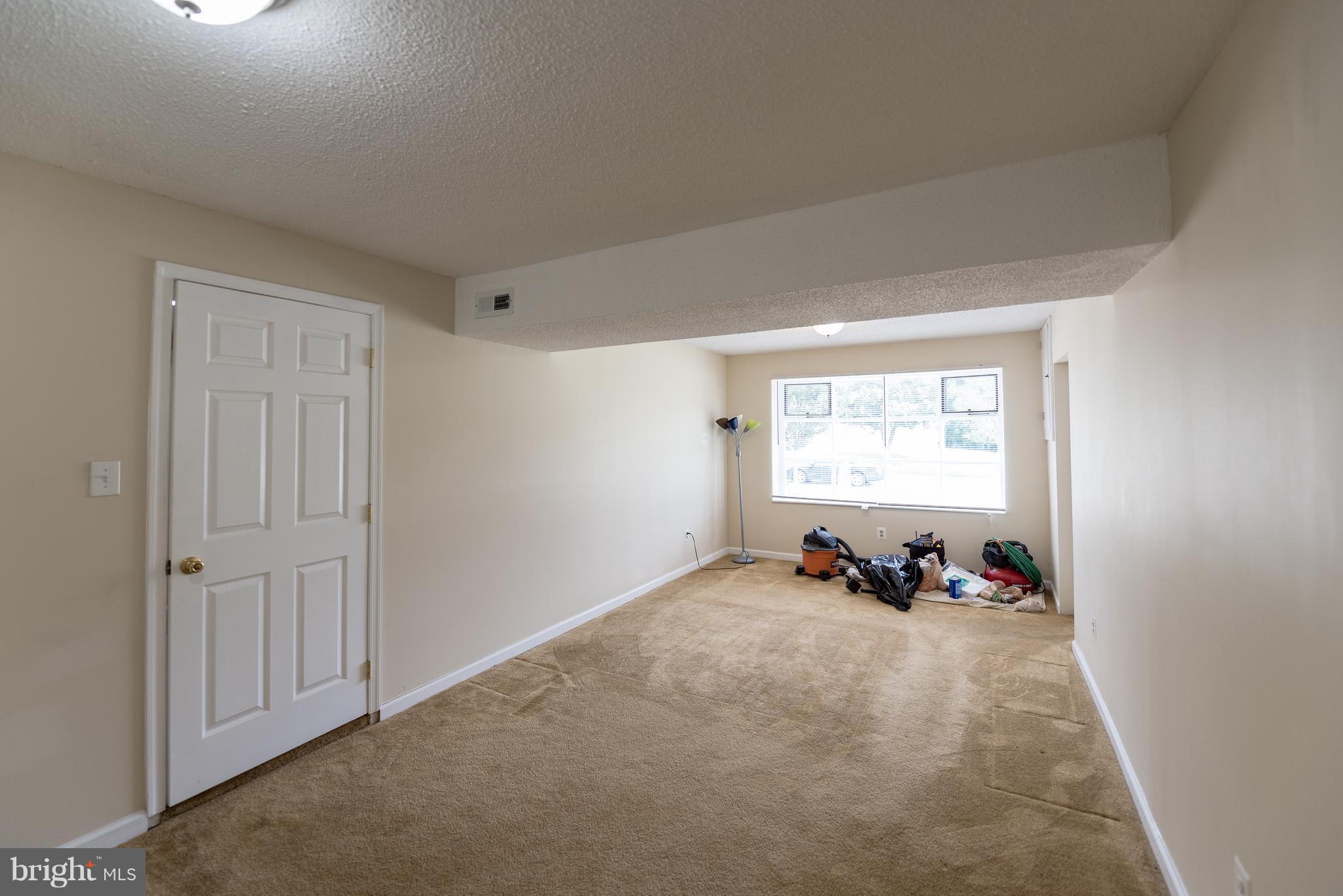 MURRAY HILL - Residential