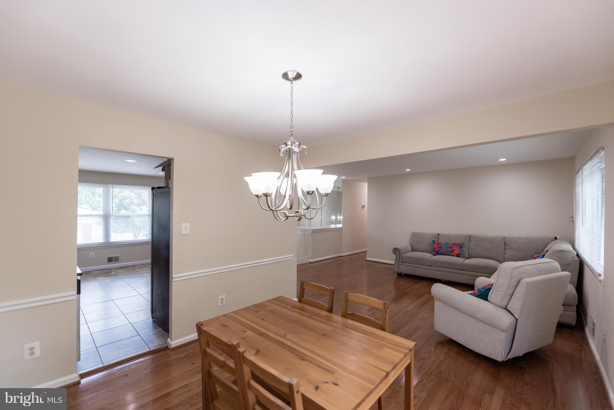 MURRAY HILL - Residential