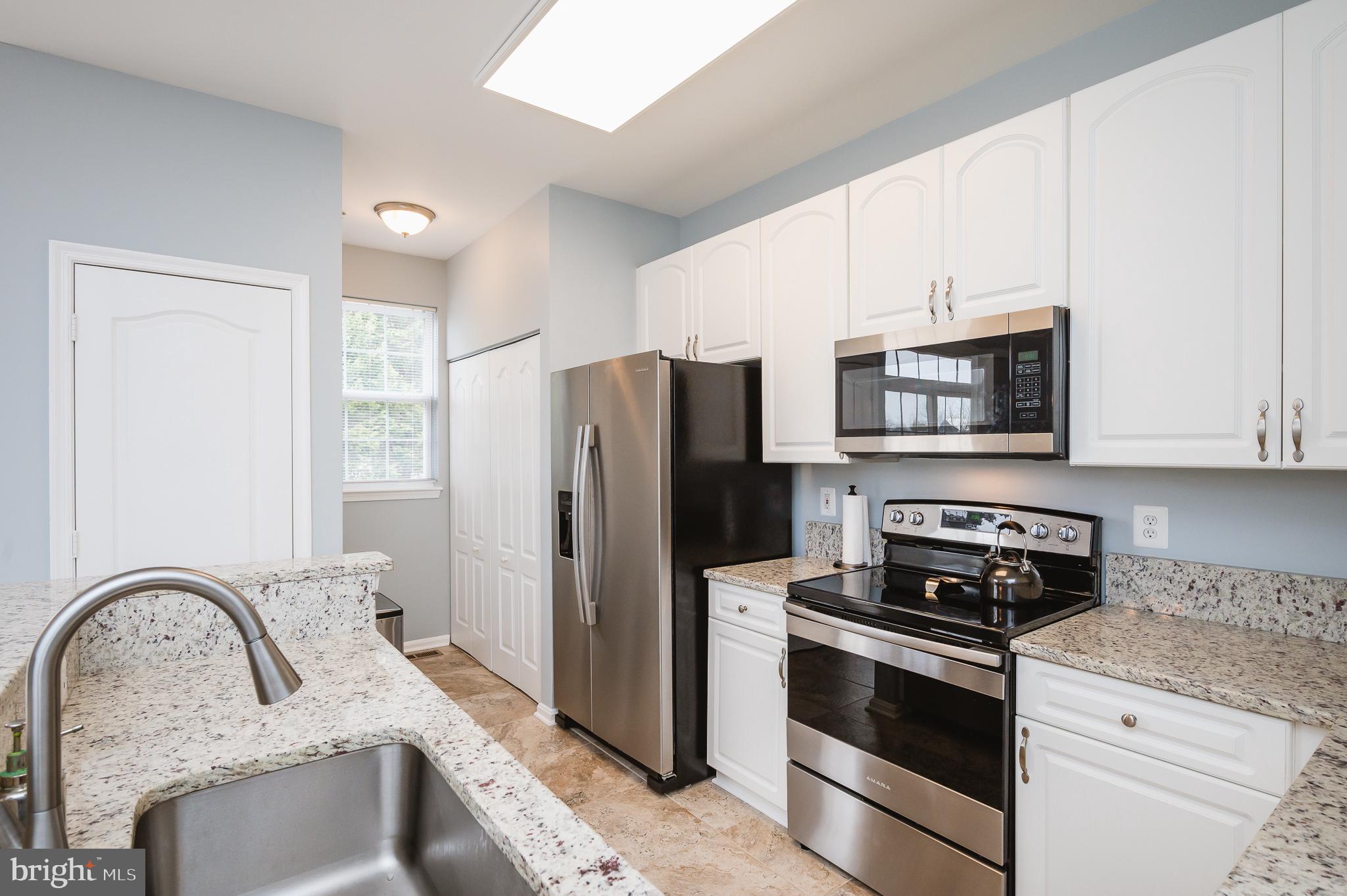 HIGH VIEW AT HUNT VALLEY - Residential