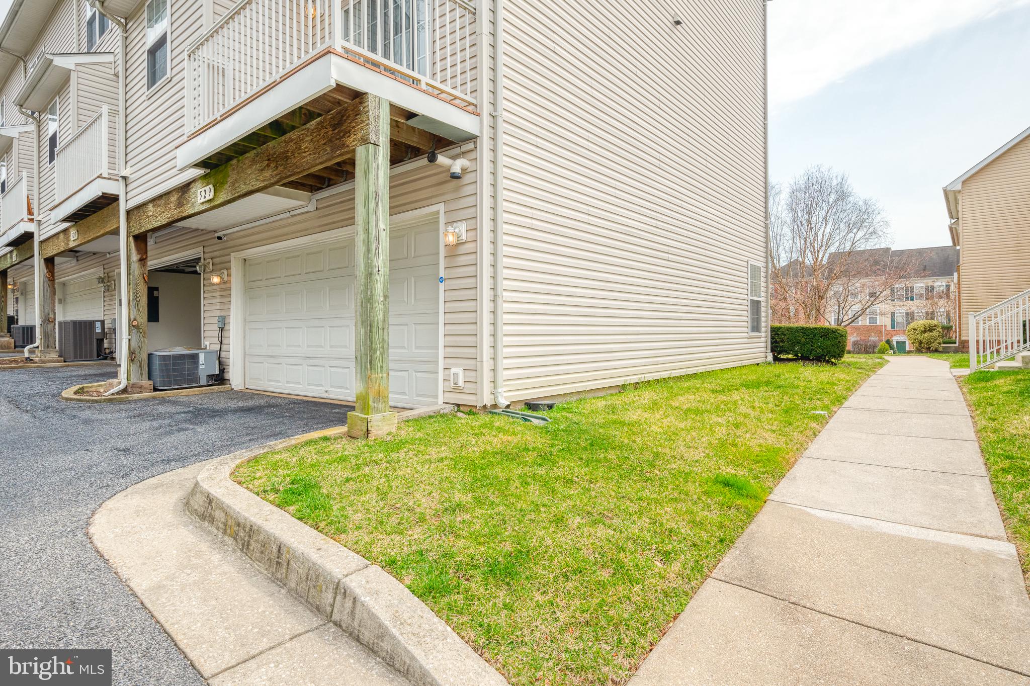 HIGH VIEW AT HUNT VALLEY - Residential