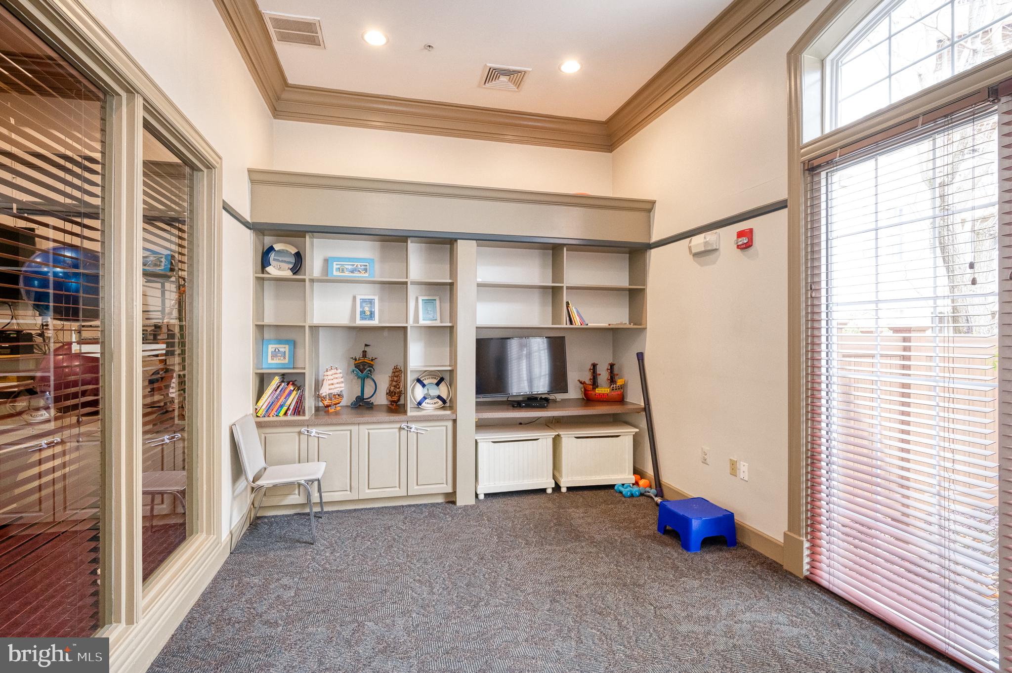 HIGH VIEW AT HUNT VALLEY - Residential