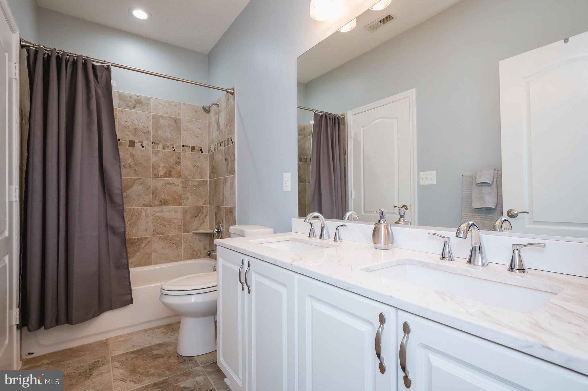 HIGH VIEW AT HUNT VALLEY - Residential