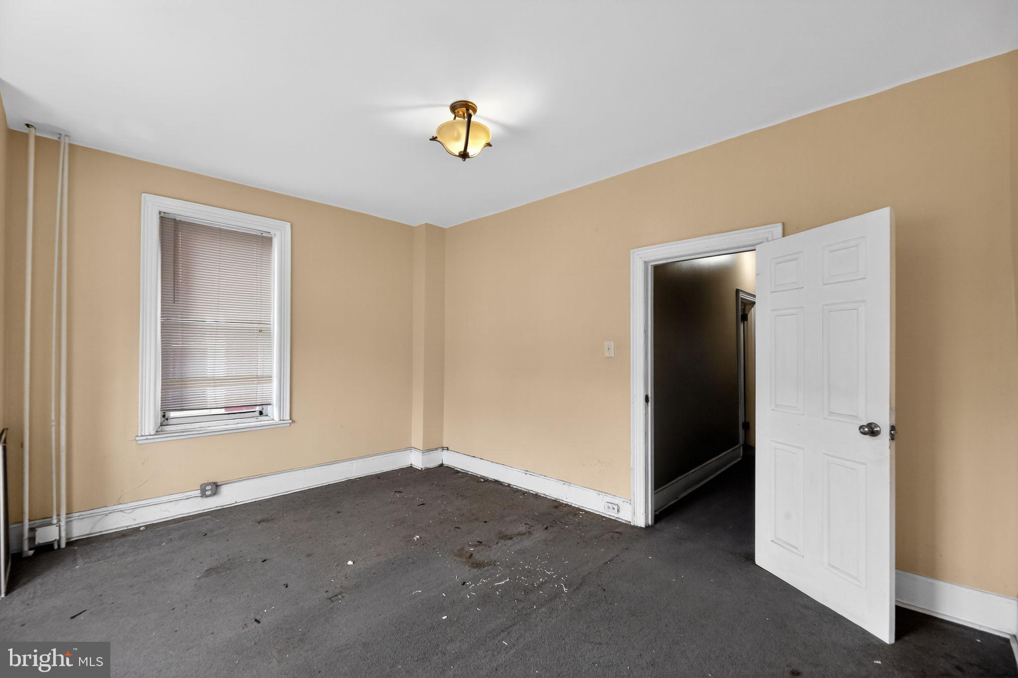 UNIVERSITY CITY - Residential