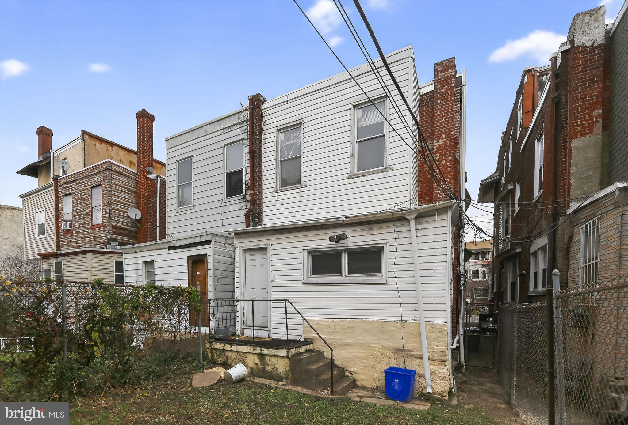 UNIVERSITY CITY - Residential