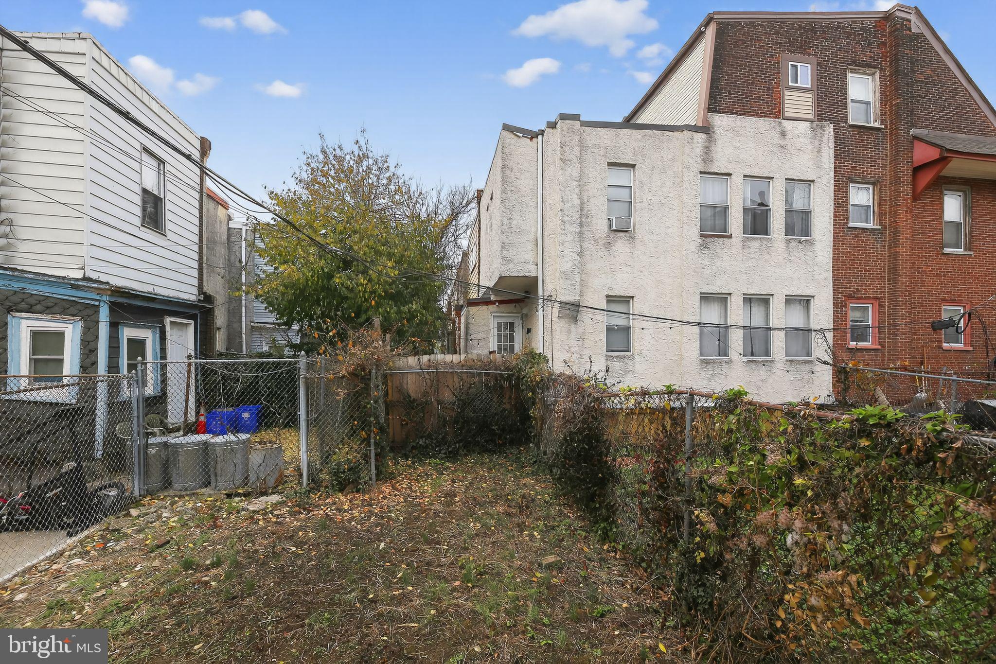 UNIVERSITY CITY - Residential