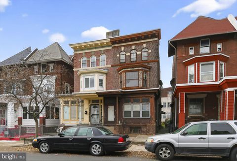 Townhouse For Sale - 222 S 49th Street<br/> PHILADELPHIA, PA 19139