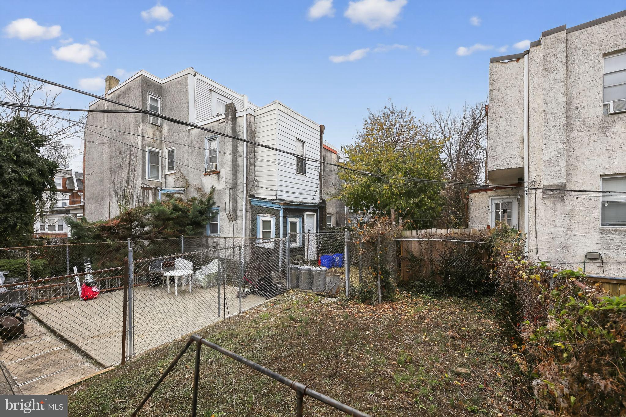 UNIVERSITY CITY - Residential