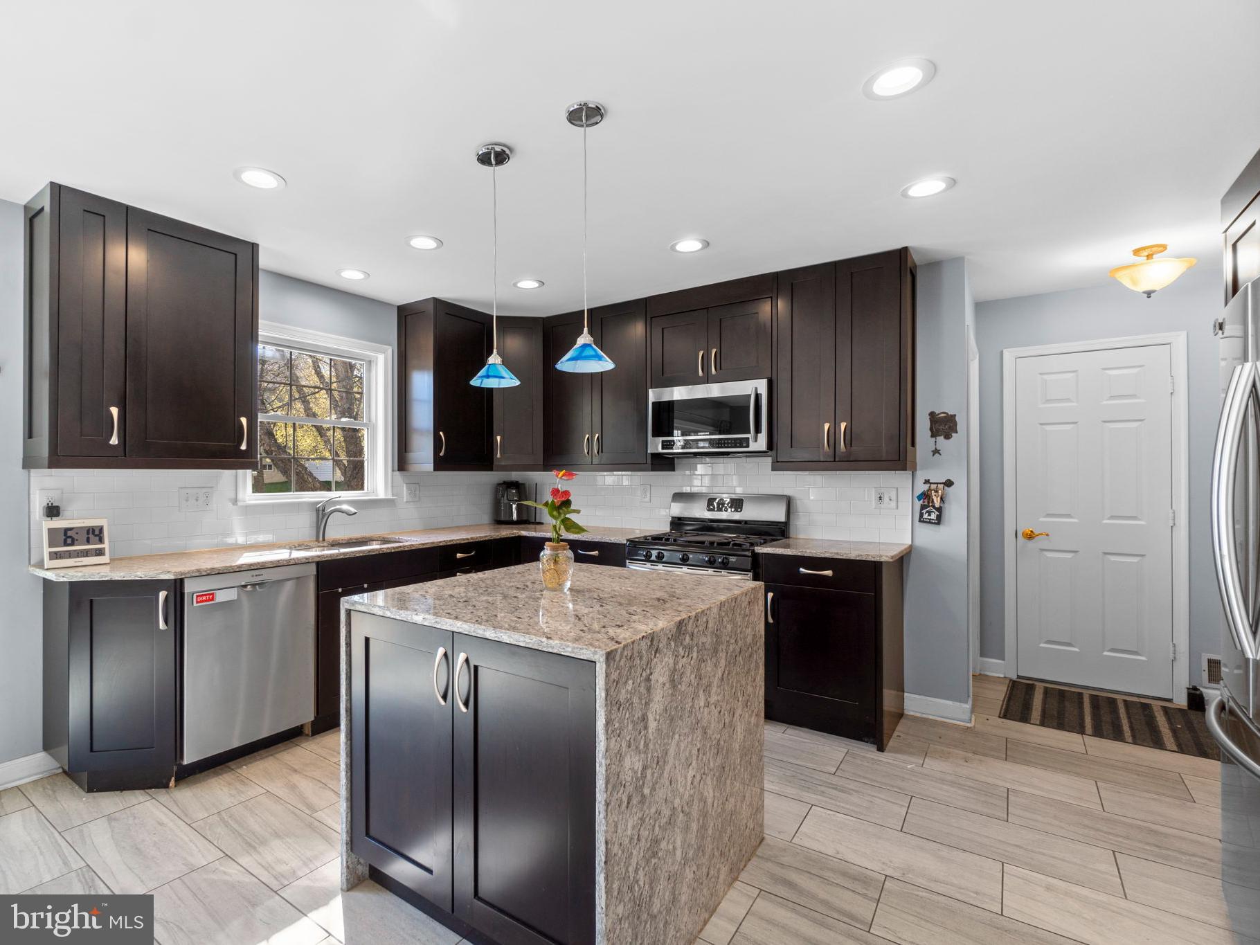 FIELDS OF NOTTINGHAM - Residential