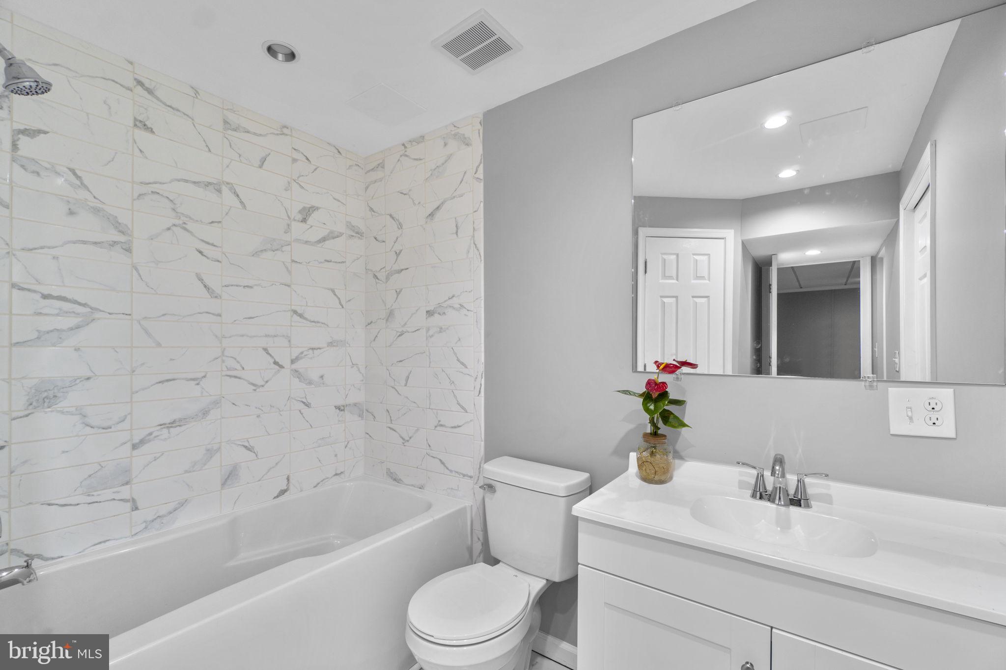 FIELDS OF NOTTINGHAM - Residential