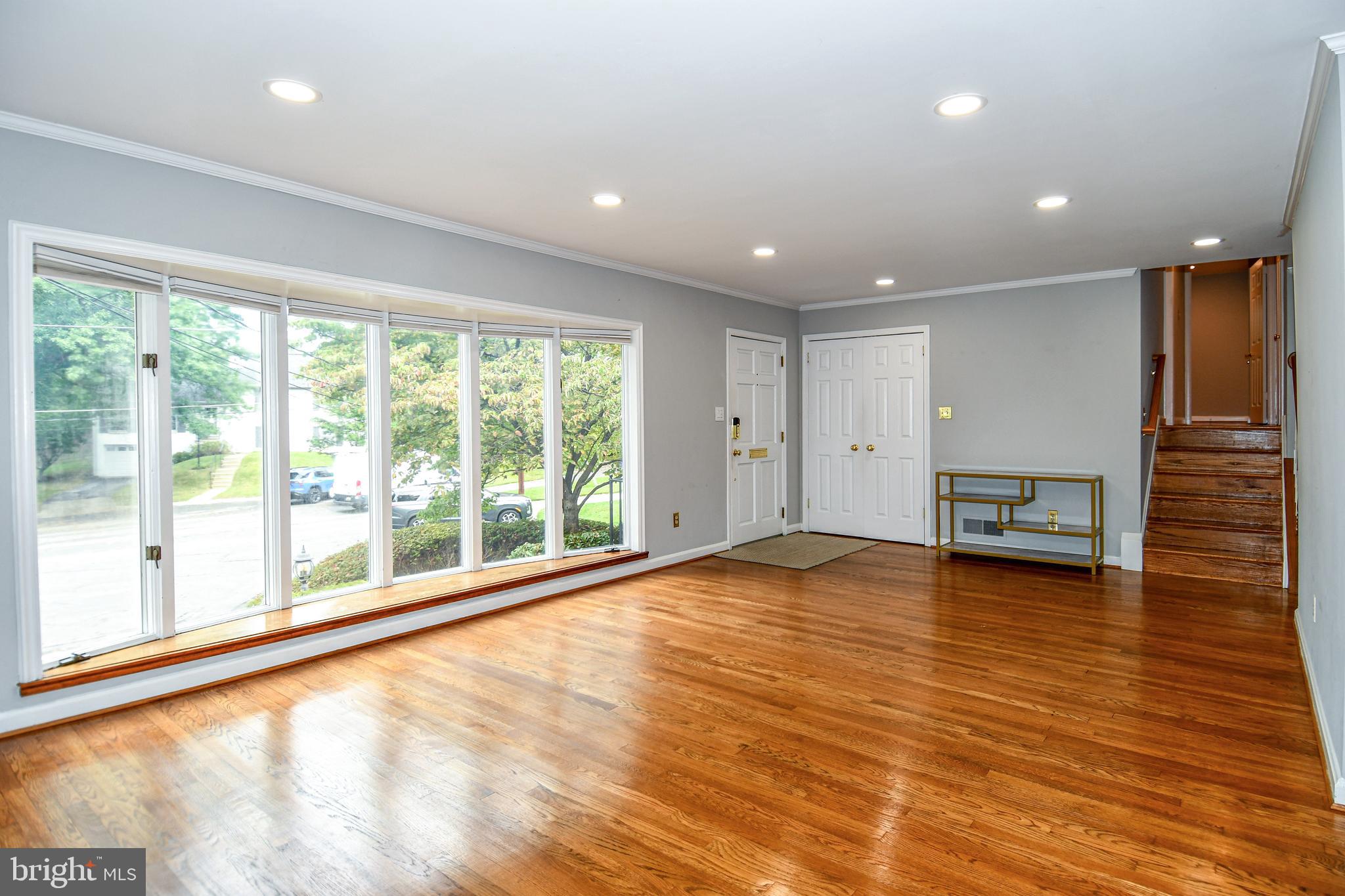 4100 DEWMAR COURT