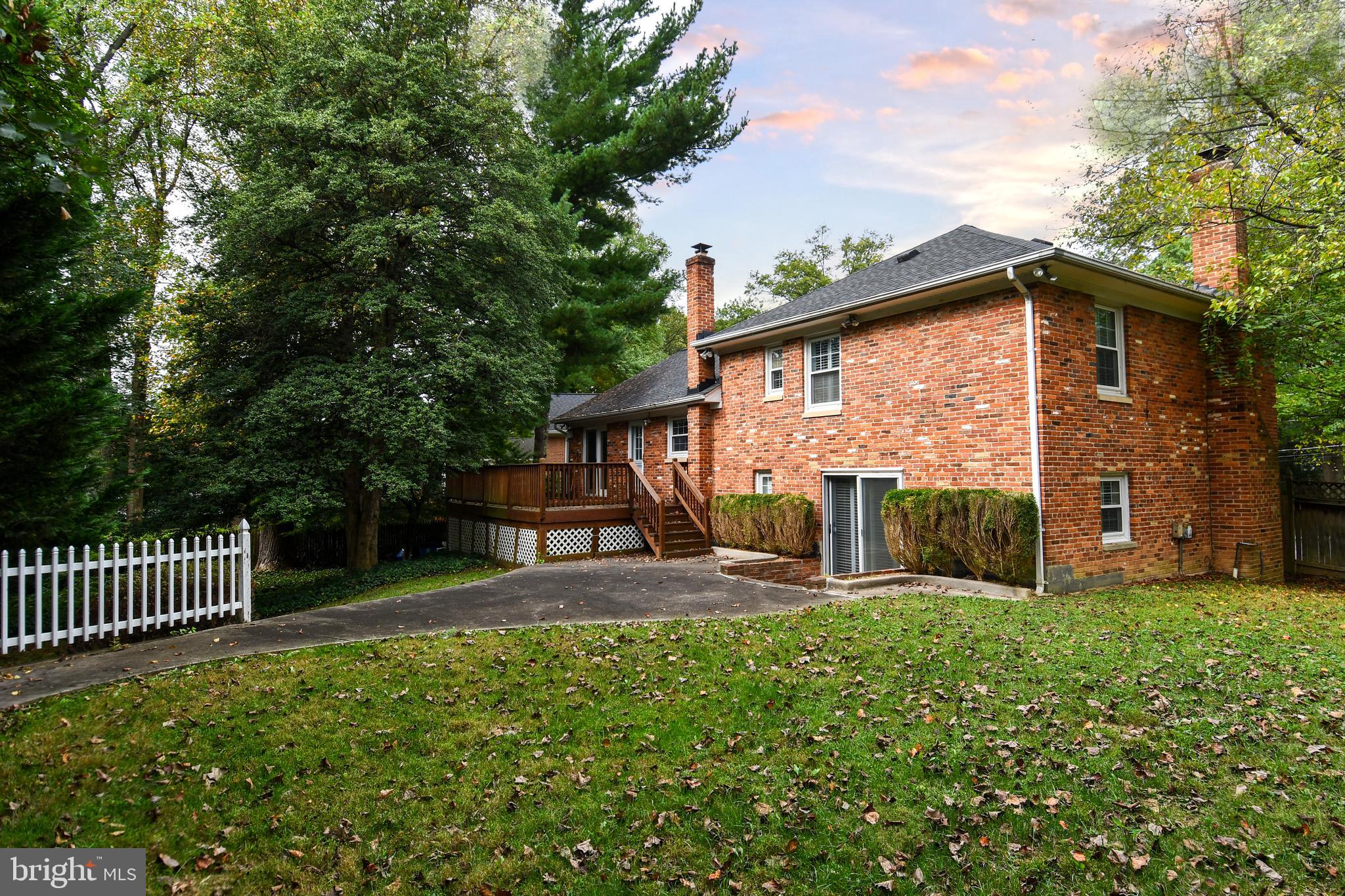 4100 DEWMAR COURT