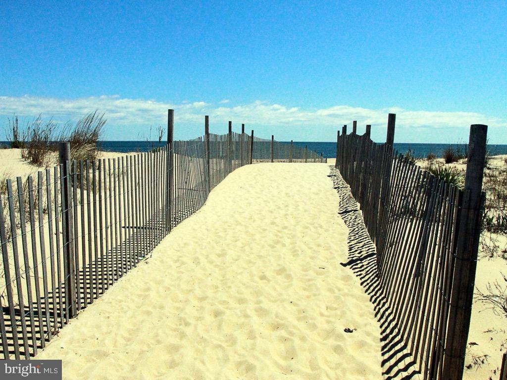 SPRING LAKE - Residential