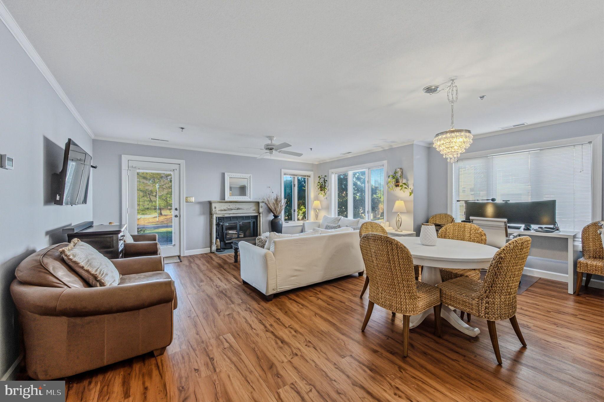 SPRING LAKE - Residential