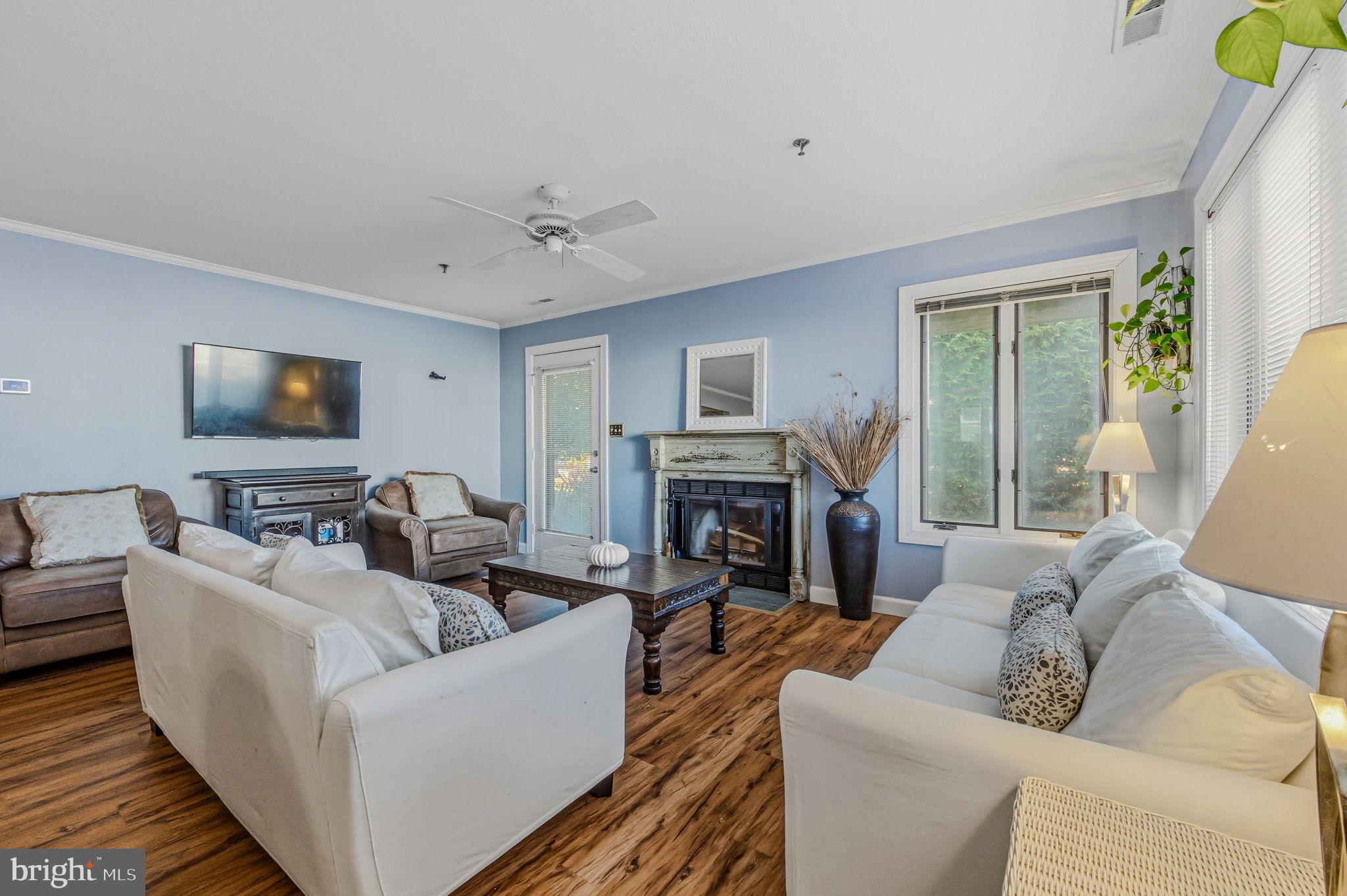 SPRING LAKE - Residential