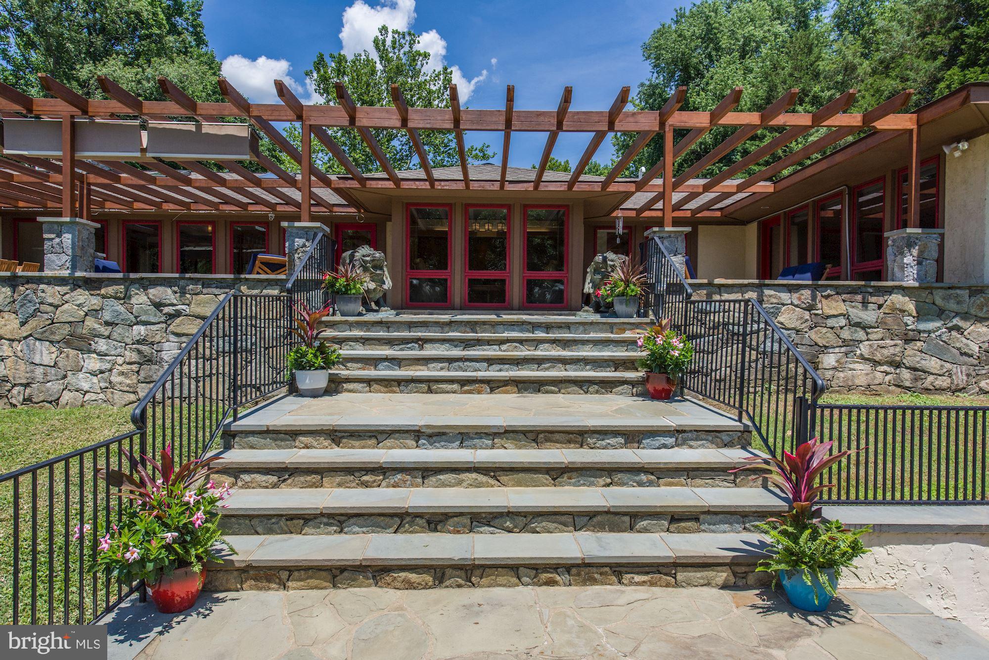 DARNESTOWN OUTSIDE - Residential