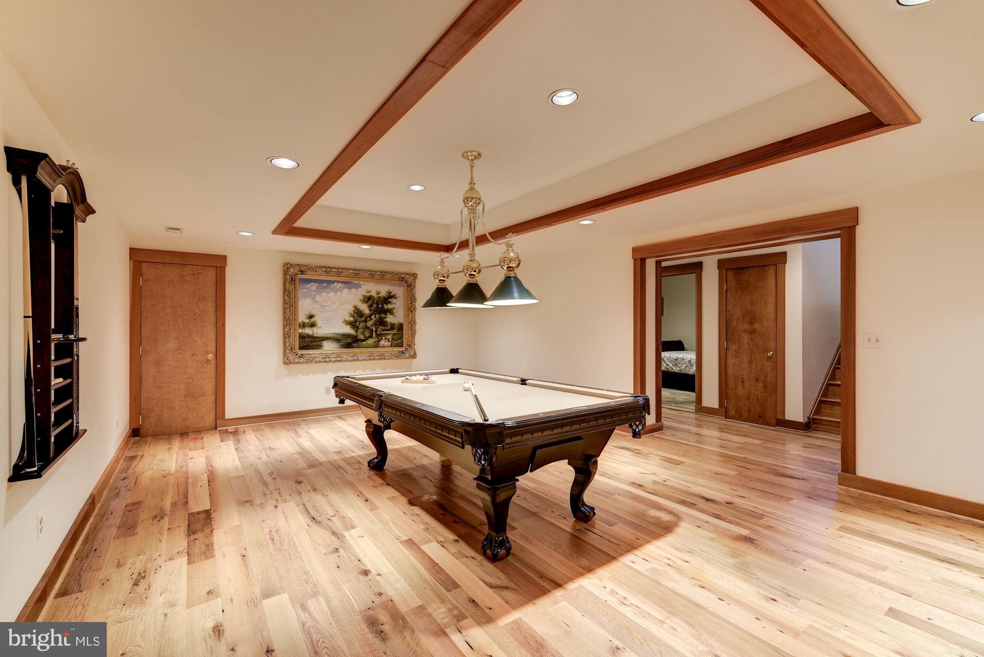 DARNESTOWN OUTSIDE - Residential