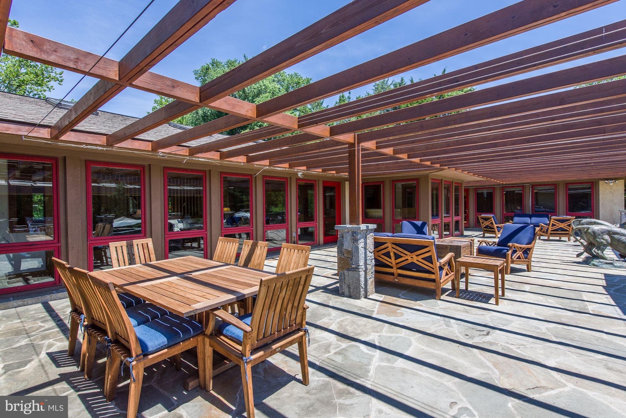 DARNESTOWN OUTSIDE - Residential