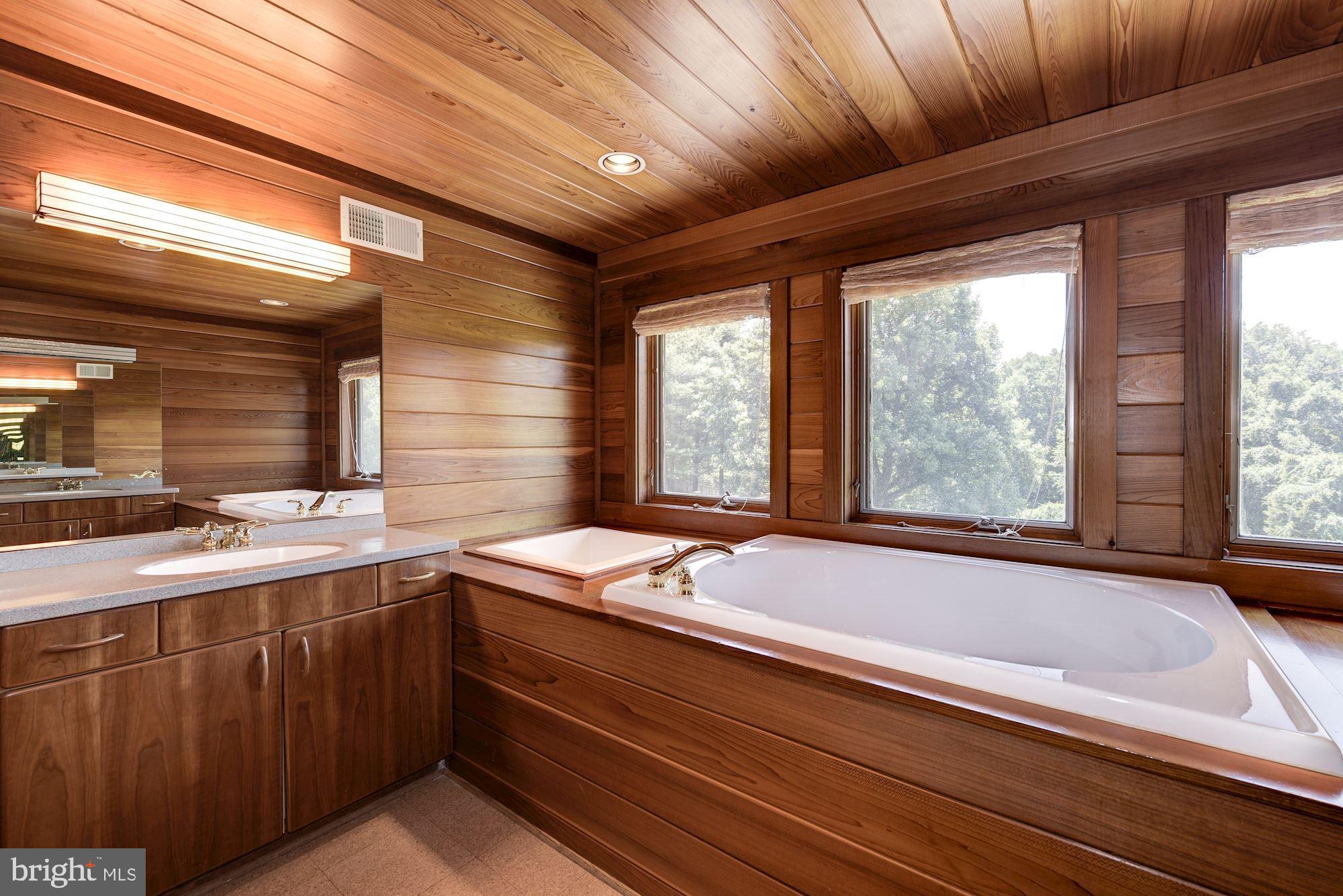 DARNESTOWN OUTSIDE - Residential