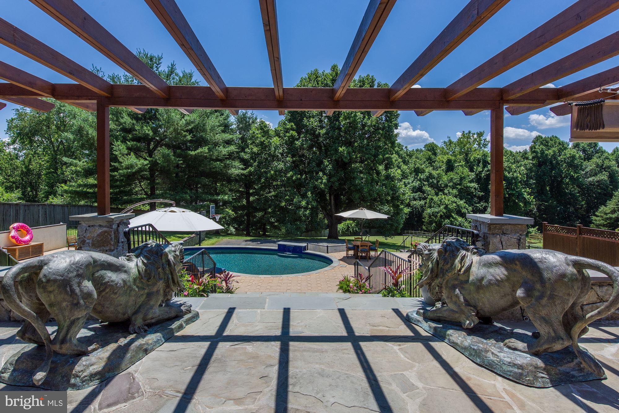 DARNESTOWN OUTSIDE - Residential