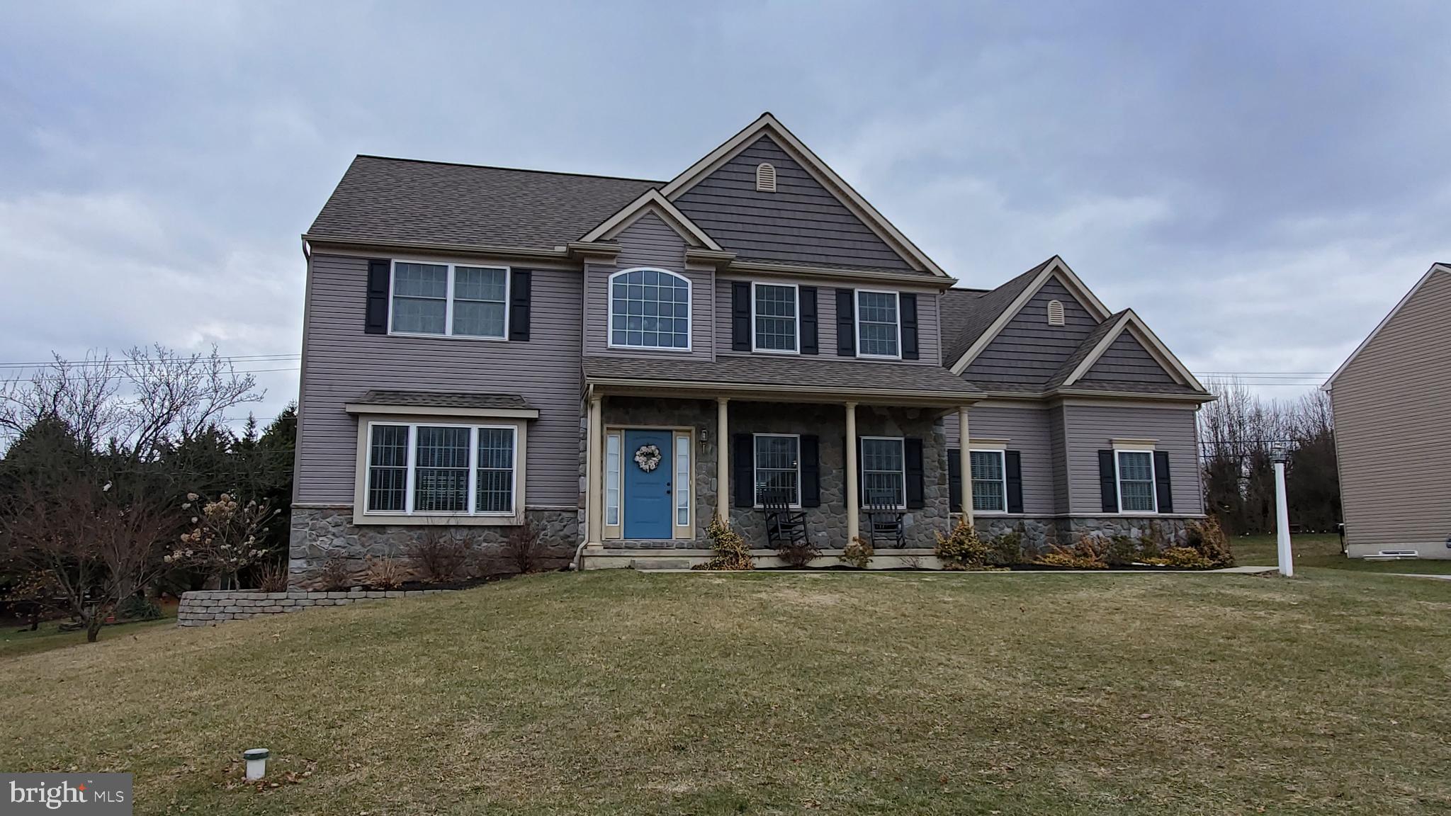 COUNTRY CLUB WEST - Residential