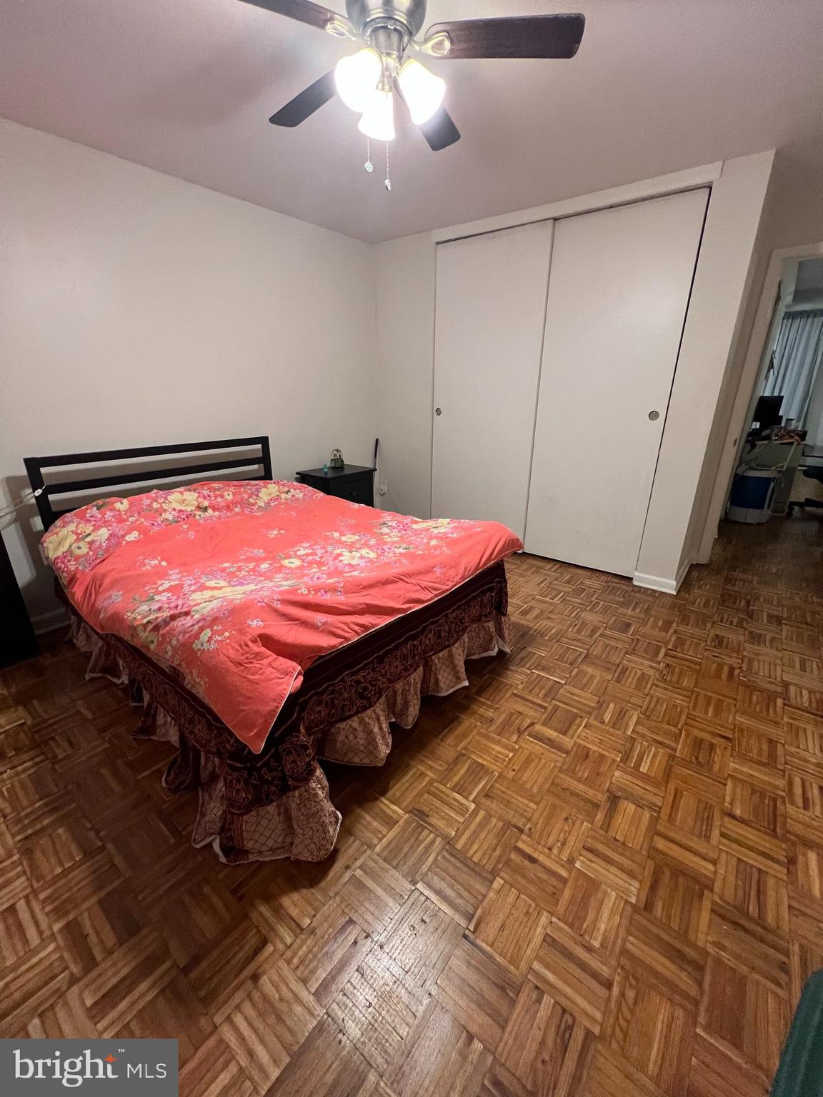 CONTEMPORARY VLG - Residential