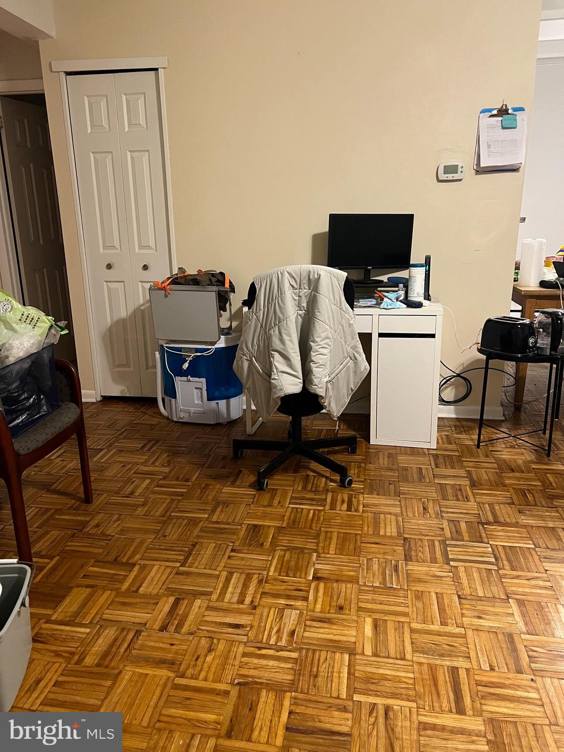 CONTEMPORARY VLG - Residential