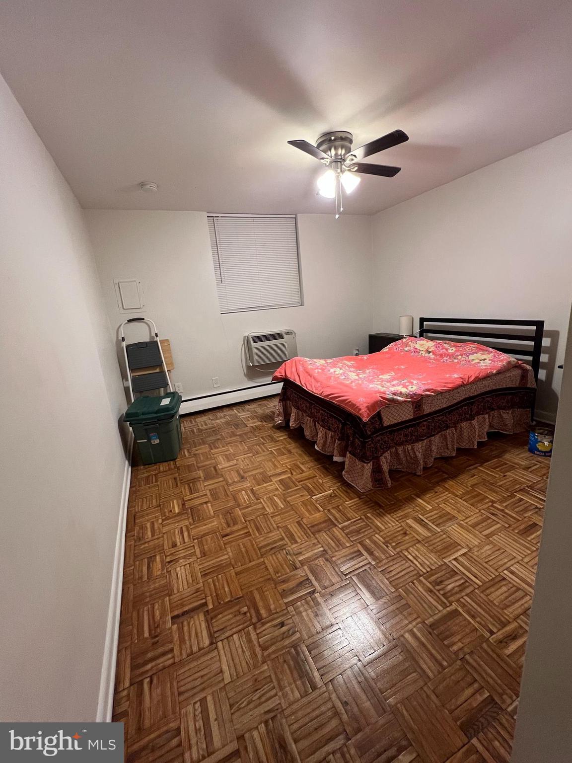 CONTEMPORARY VLG - Residential